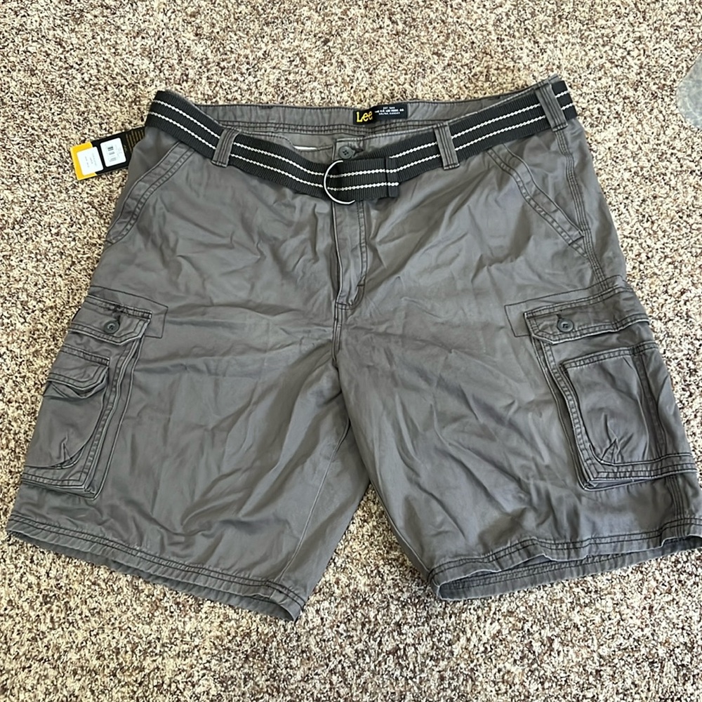 NWT men’s Lee’s cargo shorts